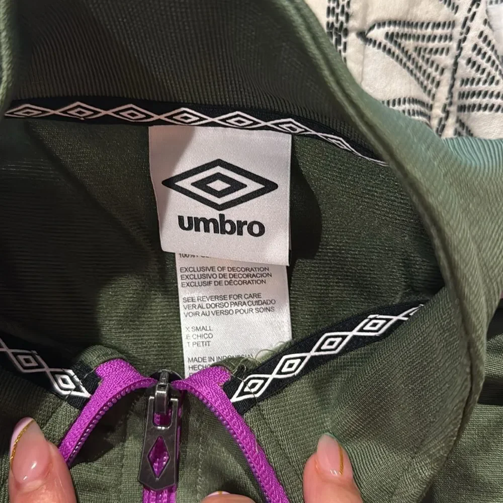 Umbro Green and Purple Bomber Jacket Lightweight Athletic Wear xsmall top gym